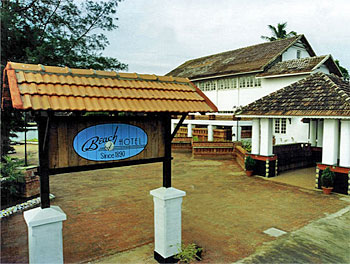 hotel muthoot vilas