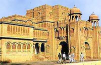 Lallgarh Palace